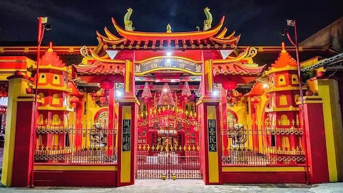Kelenteng Kim Hin Kiong