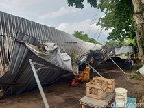Pedagang Pasar Relokasi Jembrana Keluhkan Los Ikan Roboh Belum Ditangani