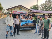 Mobil Bawa 55 Batang Rel KA Curian Dikibusin Warga, Diciduk saat Isi BBM di Asahan