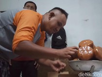 Harga Bahan Baku Melambung Bikin Orderan Dodol Imlek Melempem