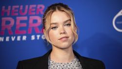 Potret Milly Alcock Pemeran Supergirl di Film Terbaru DC Universe
