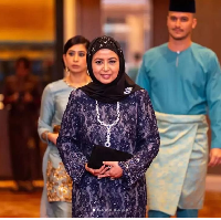 Ratu Malaysia ini pernah menempuh pendidikan di Cheltenham Ladies College, Inggris, sekolah yang alumninya di antaranya mantan istri Elon Musk, Talulah Riley dan mantan Pangeran Harry, Chelsy Davy. Foto: Getty Images