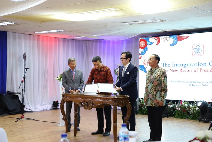 Rektor Baru President University