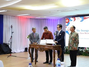 Handa Abidin Diangkat Jadi Rektor Baru President University
