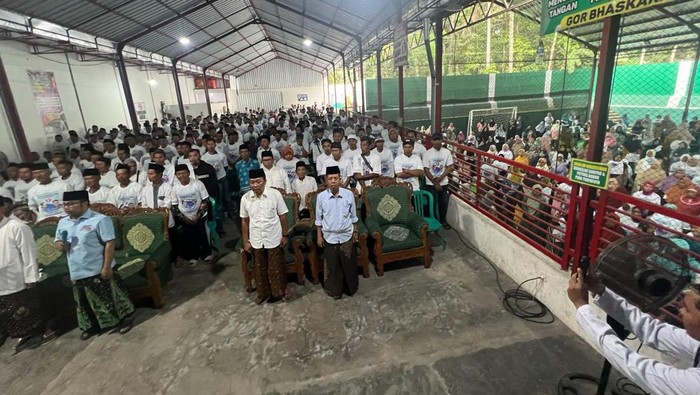 Relawan gus ipul blitar