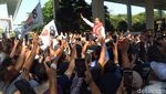 Ribuan Orang Sambut Abah Anies di Bandara Kualanamu Sumut