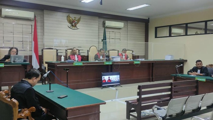 Sidang putusan Kades dan Bendahara Ngulankukon, Trenggalek