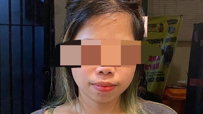 SU, tersangka penyaluran PMI Ilegal ke Singapura dari Batam ditangkap. (Dok Polsek KKP Batam)