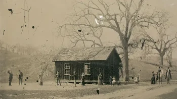 Randy Guijarro membeli foto tintype dari grup yang membayar kroket pada tahun 2010. Dia membayar USD 2 untuk itu bersama dengan dua foto lainnya. Dia tidak tahu bahwa itu adalah satu-satunya foto kedua dari penjahat Wild West yang terkenal, Billy the Kid, dan gengnya, Regulator.Setelah keasliannya dikonfirmasi, National Geographic menyatakan ketertarikannya pada film dokumenter tersebut dan ditayangkan pada tahun 2015 dengan nama Billy the Kid: New Evidence” dan dinarasikan oleh Kevin Costner. Foto: Unbelivable Facts