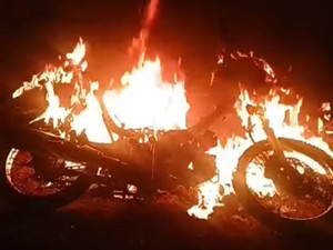 3 Motor Dibakar Massa Imbas Kericuhan Pemuda Sumba Tengah di Kupang