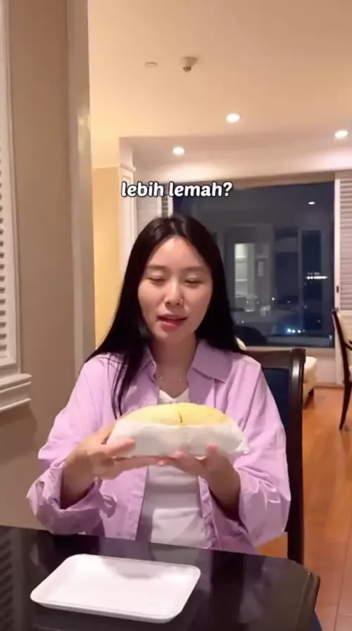 TikToker Korea ini bilang durian Malaysia lebih enak dari durian Thailand