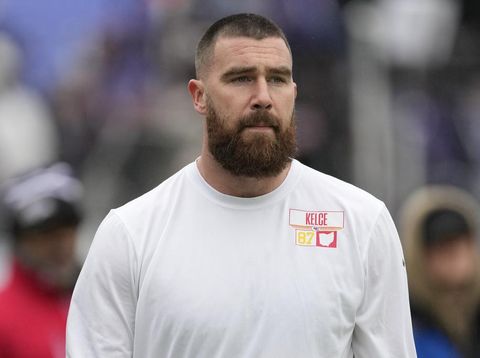 Kansas City Chiefs tight end Travis Kelce (87) works out before the AFC Championship NFL football game against the Baltimore Ravens, Sunday, Jan. 28, 2024, in Baltimore. (AP Photo/Nick Wass)