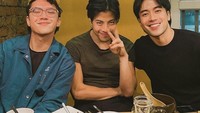 Vidi sering mengunggah momennya bersama sang teman. Salah satunya ketika menikmati kuliner Korea di restoran yang berlokasi di Singapura. Foto: Instagram @vidialdiano