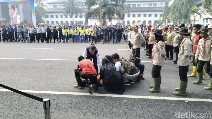 Apel Siaga Bencana di Depan Gedung Sate