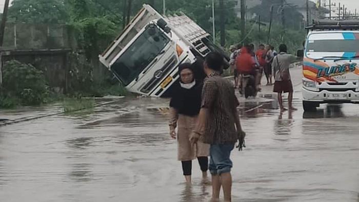 Banjir gresik