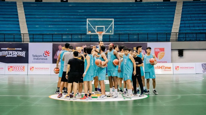 Bima Perkasa Jogja saat latihan di GOR Among Rogo, Kamis (1/2/2024).