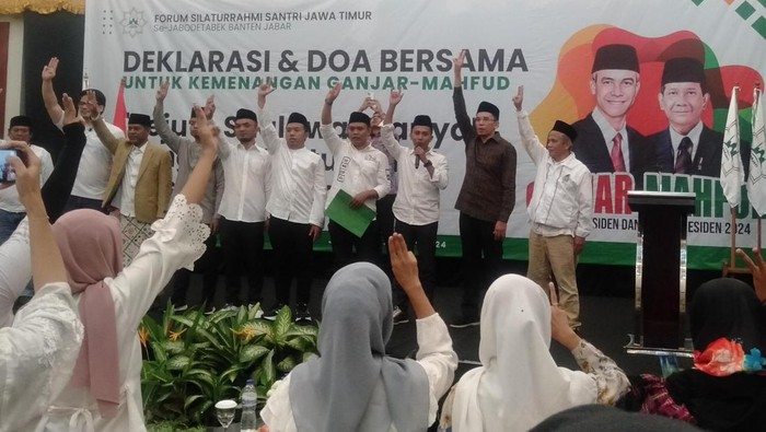 Forum Silaturahmi Santri se-Jawa Timur deklarasi dukungan ke Ganjar Pranowo-Mahfud Md