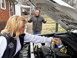 Potret Tingkah Absurd Manusia, Bikin Ngakak dan Heran