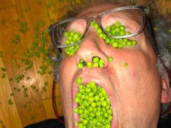 Potret Tingkah Absurd Manusia, Bikin Ngakak dan Heran