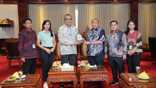 Foto: Kunjungan Ketua Dewas BPJamsostek Muhammad Zuhri Bahri di Kantor Bupati Gianyar, Jumat (2/2/2024) (Dok. Pemkab Gianyar).