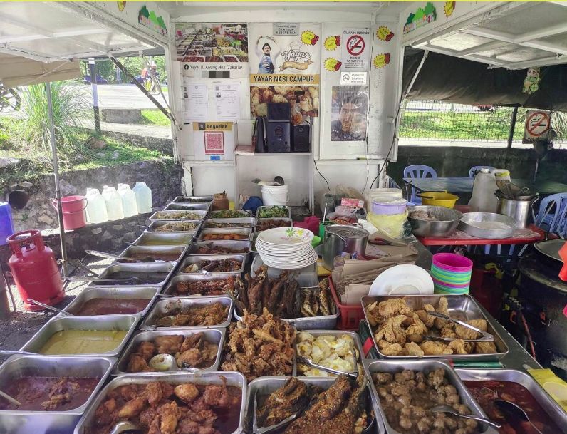 Gerai Makanannya Laris Usai Dipromosikan Influencer, Pria Ini Malah Protes