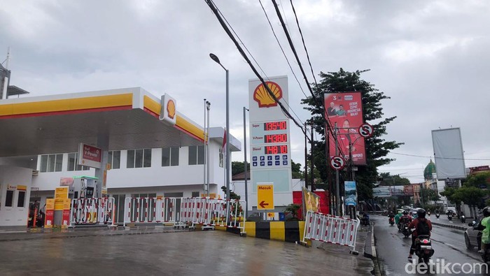 Harga BBM BP-AKR dan Shell naik, BBM Pertamina tetap.