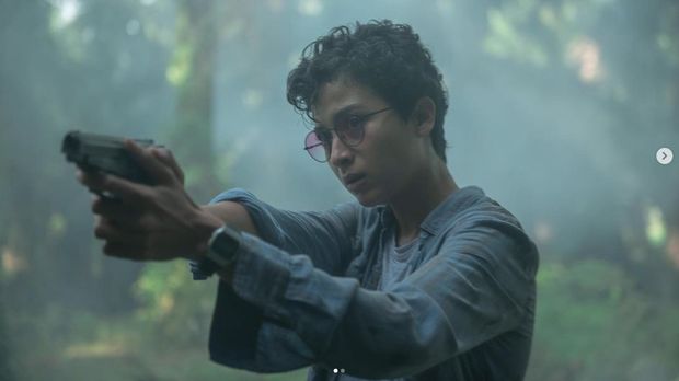 Film Kabut Berduri