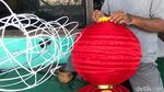 Perajin Lampion Kota Malang Banjir Pesanan Jelang Imlek