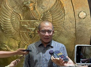 Hasyim Asyari Ternyata Sudah Diberhentikan Sementara sebagai Dosen Undip