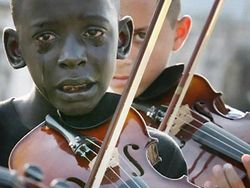 Kumpulan Foto Emosional yang Bikin Hati Sedih dan Haru