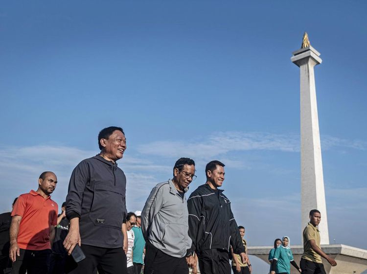 Potret Mahfud Md Olahraga di Monas Saat Hari Terakhir Jadi Menteri
