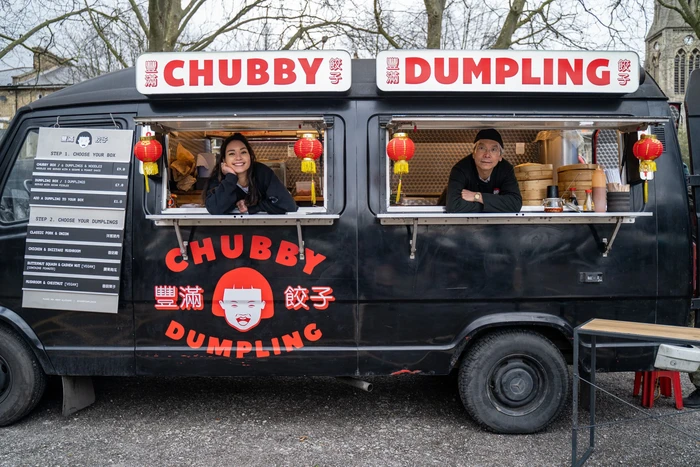 Mantan Chef dan Desainer Ini Alih Profesi Jualan Dumpling Vegan