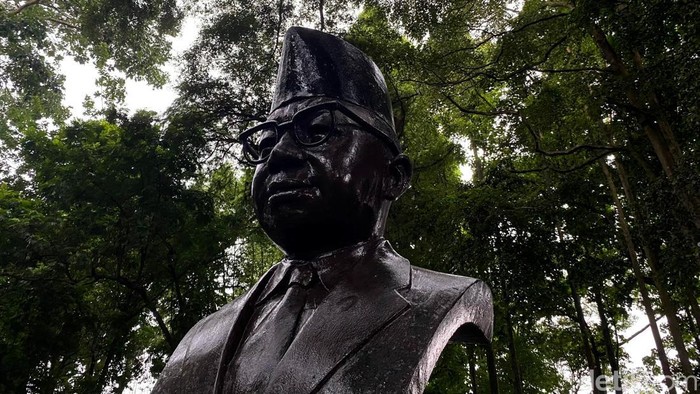 Monumen Ir H Djuanda yang ada di Kawasan Tahura Bandung.