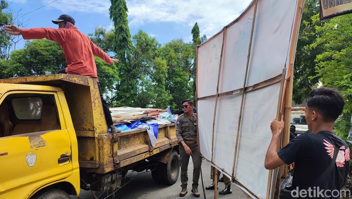 Penertiban APK di Ponorogo