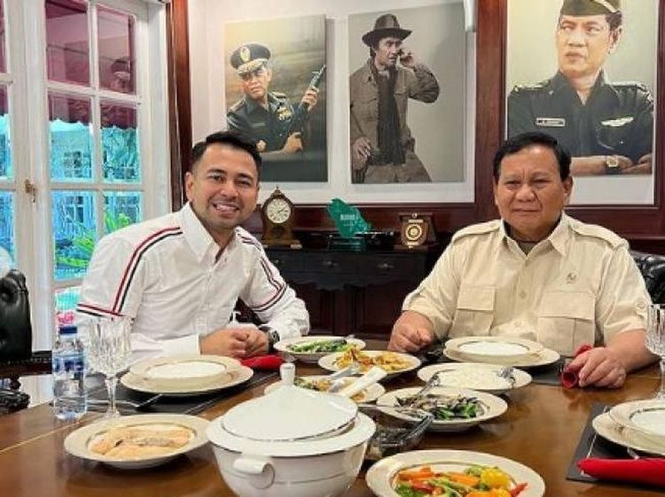 Momen Raffi Ahmad Makan Mie Ayam Bareng Zulhas hingga Prabowo