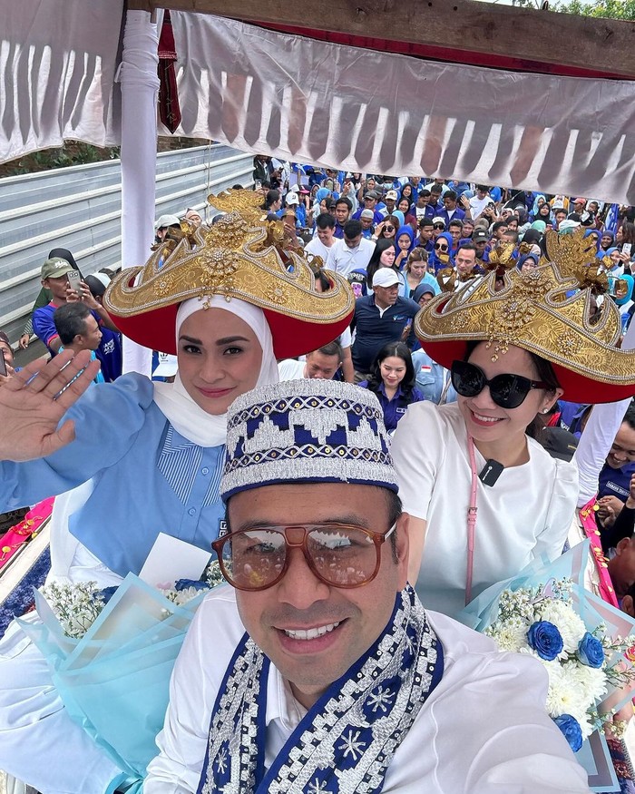 Raffi Ahmad dan politisi