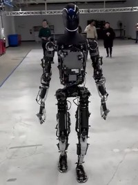 Robot Optimus
