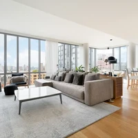 Blake Ross dikabarkan membeli sebuah apartemen mewah di kawasan elite Soho, New York City, AS, baru-baru ini. New York Post menyebut, harga properti tersebut mencapai US$ 8,25 juta atau sekitar Rp 130 miliar. (Foto: Dok. Daniel Wang)