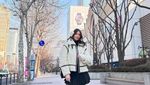 10 Pose Kece Sabrina Chairunnisa Liburan di Korea Meski Tulang Tangan Retak