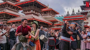 Titik Nol dari Herwin Novianto menyuguhkan drama keluarga antara hubungan ibu dan anak laki-lakinya. Dok. Falcon Pictures
