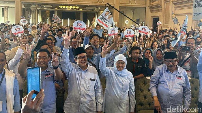 Apel Akbar Relawan 02 di Surabaya