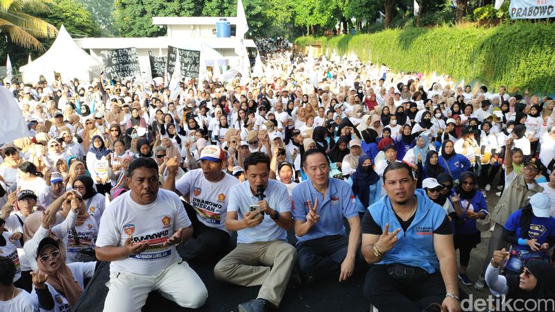 Deklarasi dukungan untuk Prabowo-Gibran di BKT, Jaktim, 3 Februari 2024. (Tina Susilawati/detikcom)
