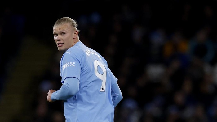 Soccer Football - Premier League - Manchester City v Burnley - Etihad Stadium, Manchester, Britain - January 31, 2024 Manchester Citys Erling Braut Haaland Action Images via Reuters/Jason Cairnduff NO USE WITH UNAUTHORIZED AUDIO, VIDEO, DATA, FIXTURE LISTS, CLUB/LEAGUE LOGOS OR LIVE SERVICES. ONLINE IN-MATCH USE LIMITED TO 45 IMAGES, NO VIDEO EMULATION. NO USE IN BETTING, GAMES OR SINGLE CLUB/LEAGUE/PLAYER PUBLICATIONS.