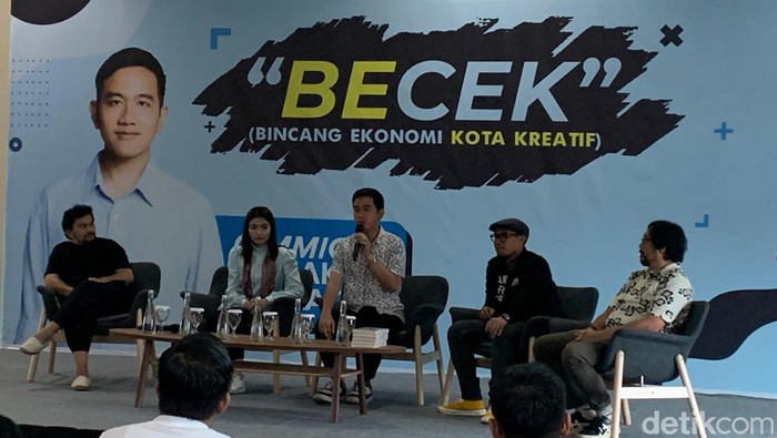 Gibran bicara di acara 