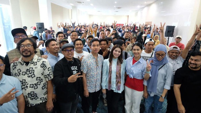 GIbran Rakabuming temui komunitas seni di Tangsel