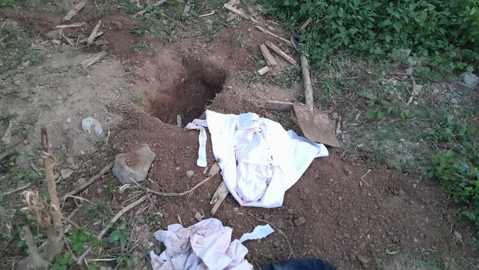 Sejoli bernama Mohammad Febrianto (23) dan Wirda Djafar (27) di Kabupaten Gorontalo diamankan polisi usai mengubur bayi hasil hubungan gelapnya.