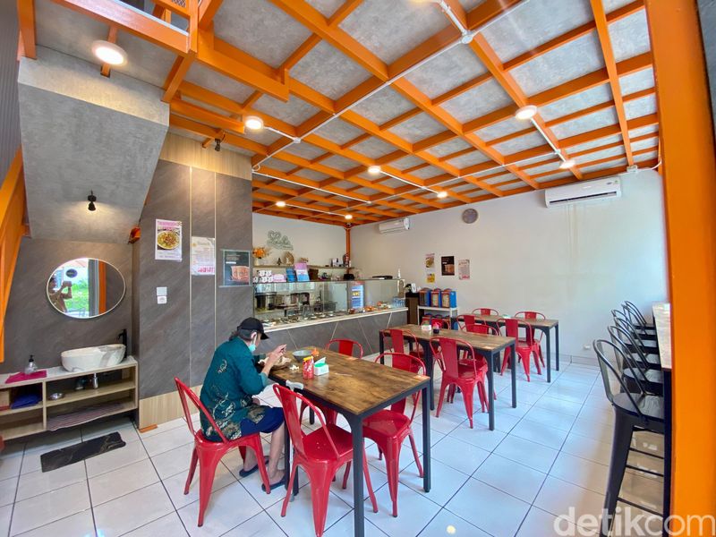 Jual Paket Menu Rp 20 Ribu, Kedai Nasi di Apartemen Ini Laris Manis