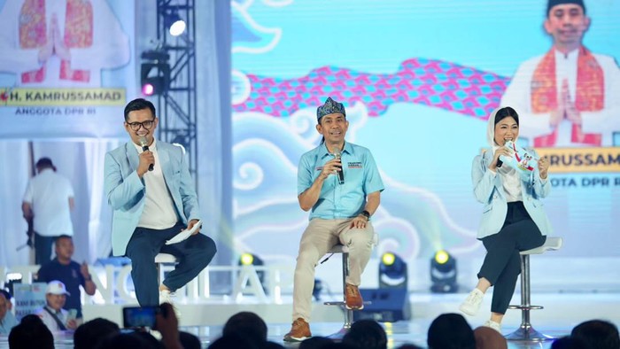 Caleg DPR Partai Gerindra Kamrussamad berdialog dengan pelaku UMKM di Kota Bogor. Kegiatan ini untuk mendorong penguatan ekosistem entrepreneur.