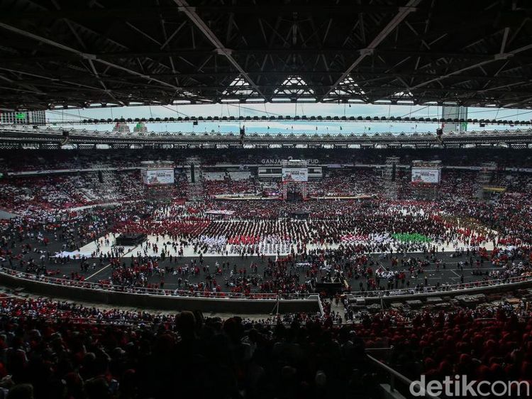 Konser Salam Metal, GBK Memerah dengan Massa Ganjar-Mahfud