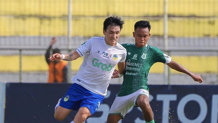 Laga PSMS Medan vs PSIM Jogja di Stadion Baharoeddin Siregar, Medan, Sabtu (3/2/2024).
